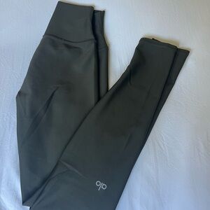 Alo Leggings 7/8 length